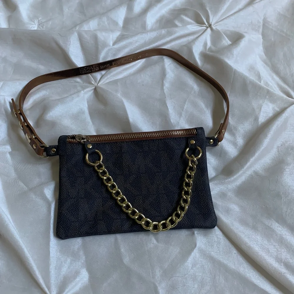 NWOT Michael Kors Brown/Tan Logo Print Belt Bag sz S